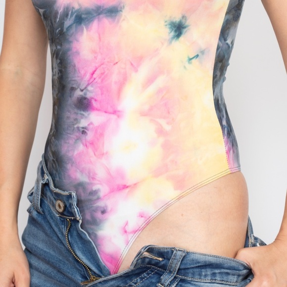 Popular 21 Tie-Dye Short-Sleeved Bodysuit - Picture 3 of 9